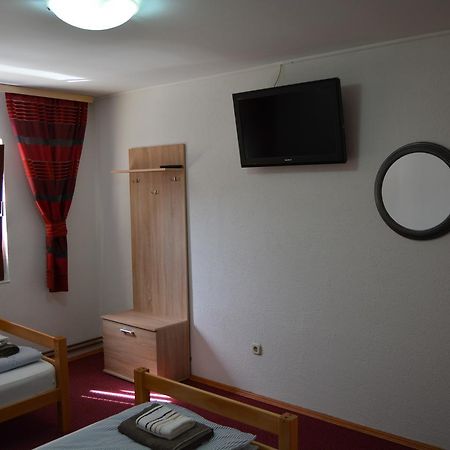 Hostel Denal Sarajevo Esterno foto