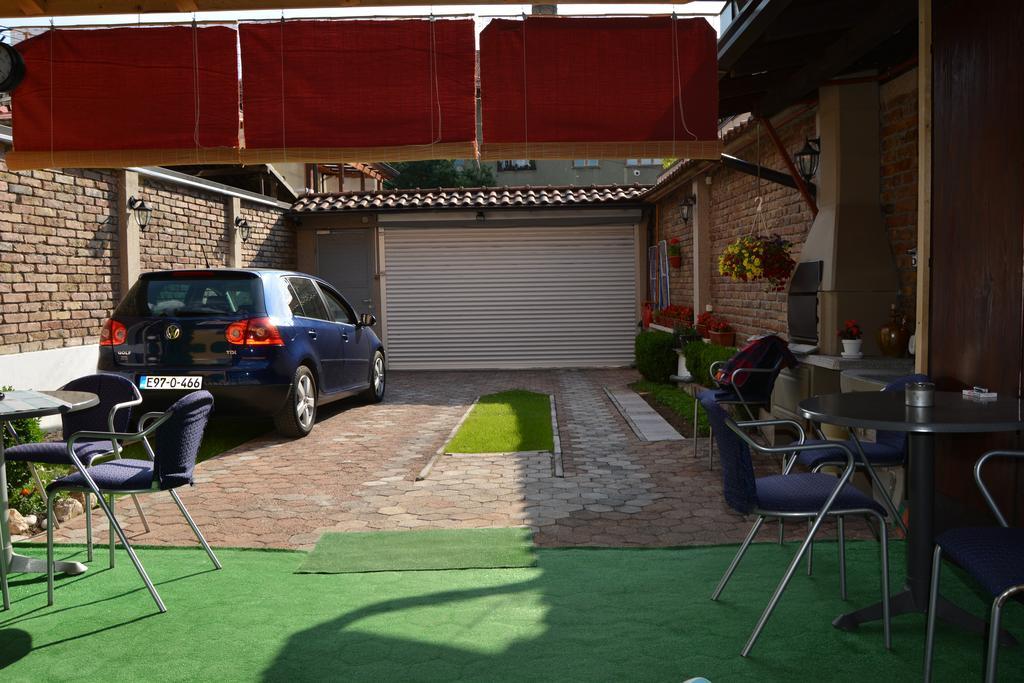 Hostel Denal Sarajevo Esterno foto